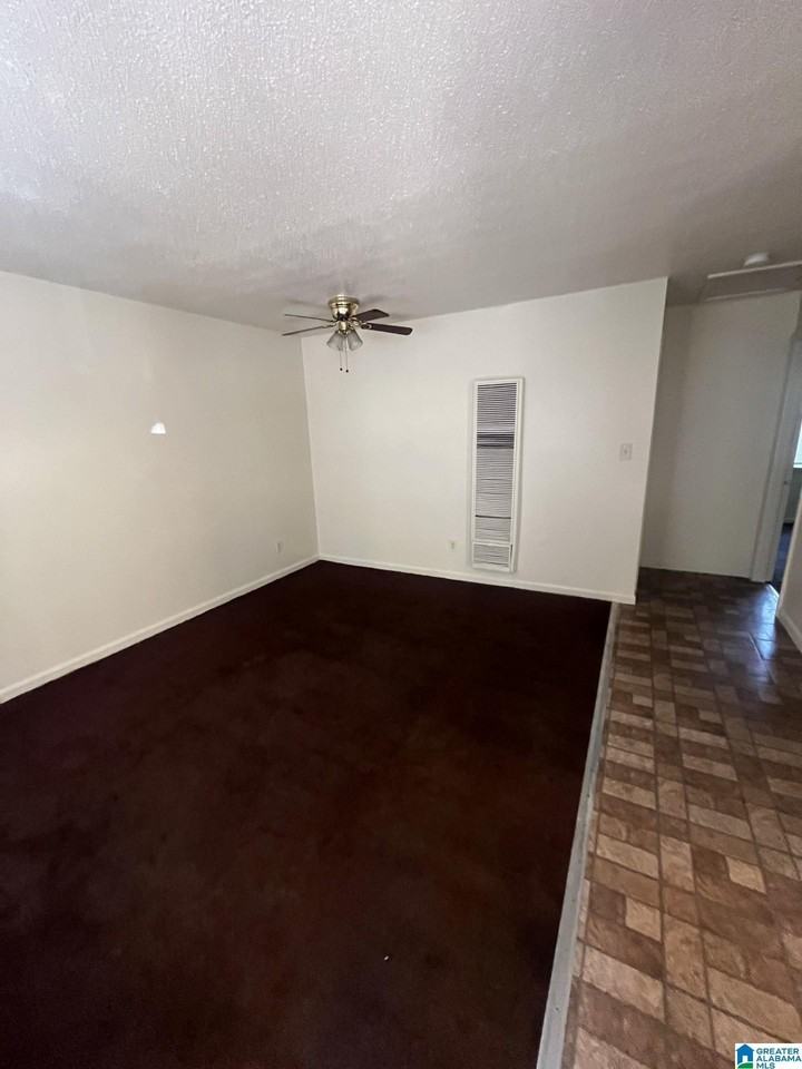 1300 16th Ct N #C - Photo 2 of 7