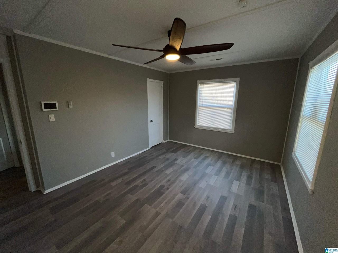 624 4th Ct W - Photo 4 of 18