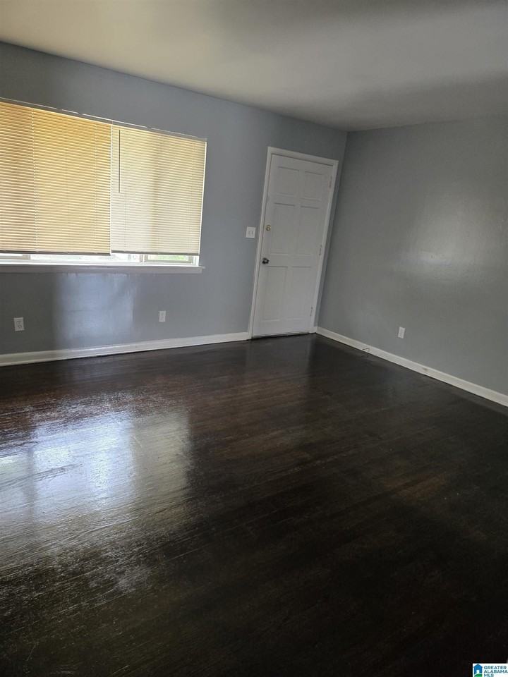 7750 Rugby Ave #D - Photo 6 of 8