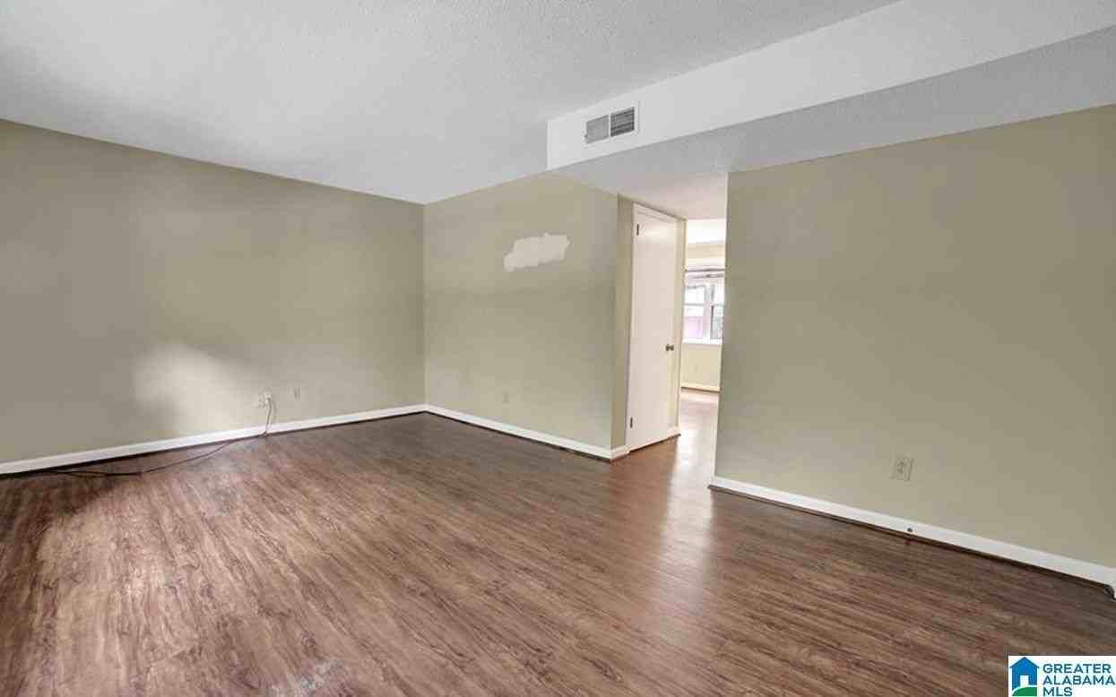1506 Al Seier Rd - Photo 2 of 18