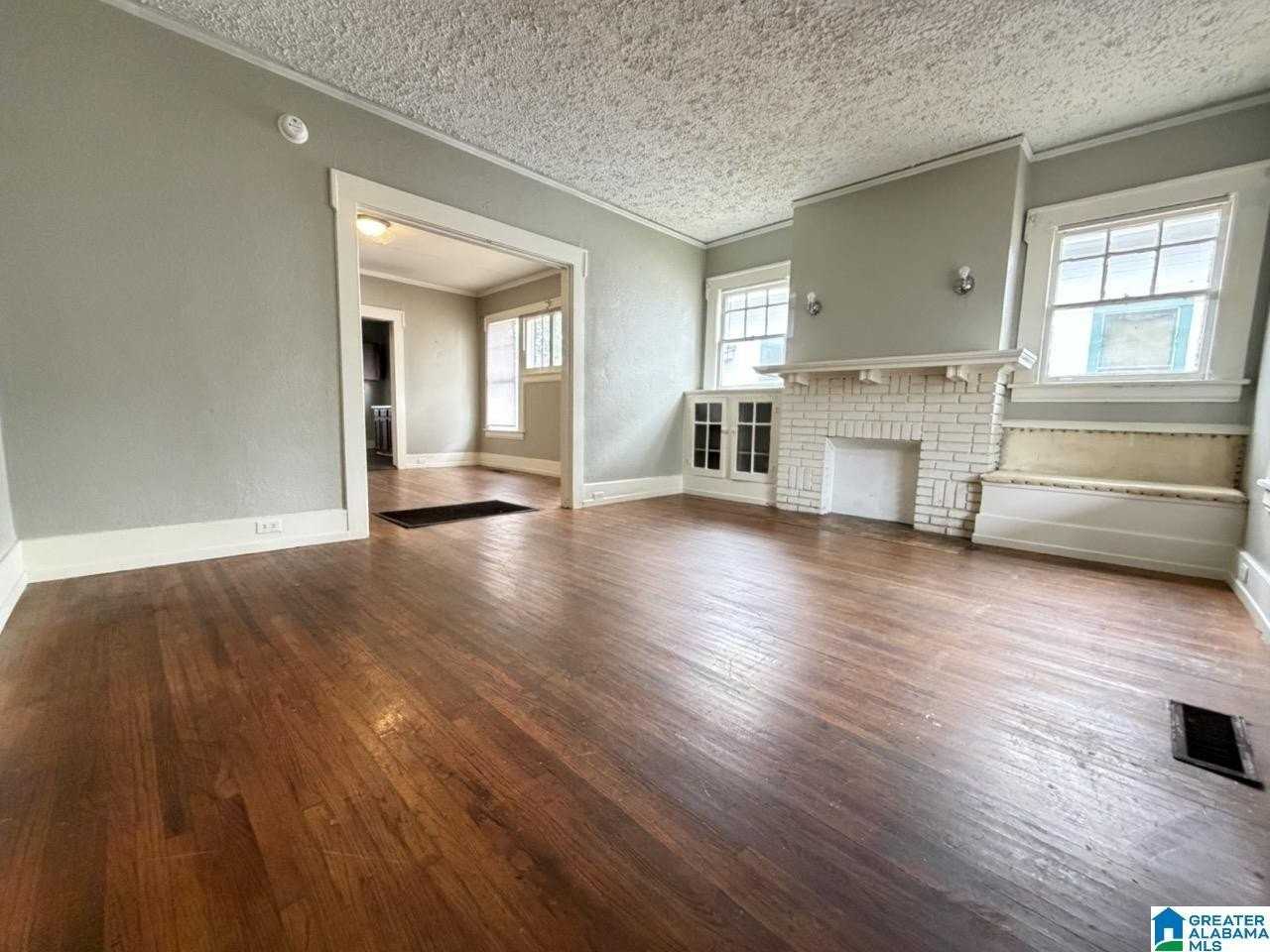 1782 Mcmillon Ave Sw - Photo 2 of 15