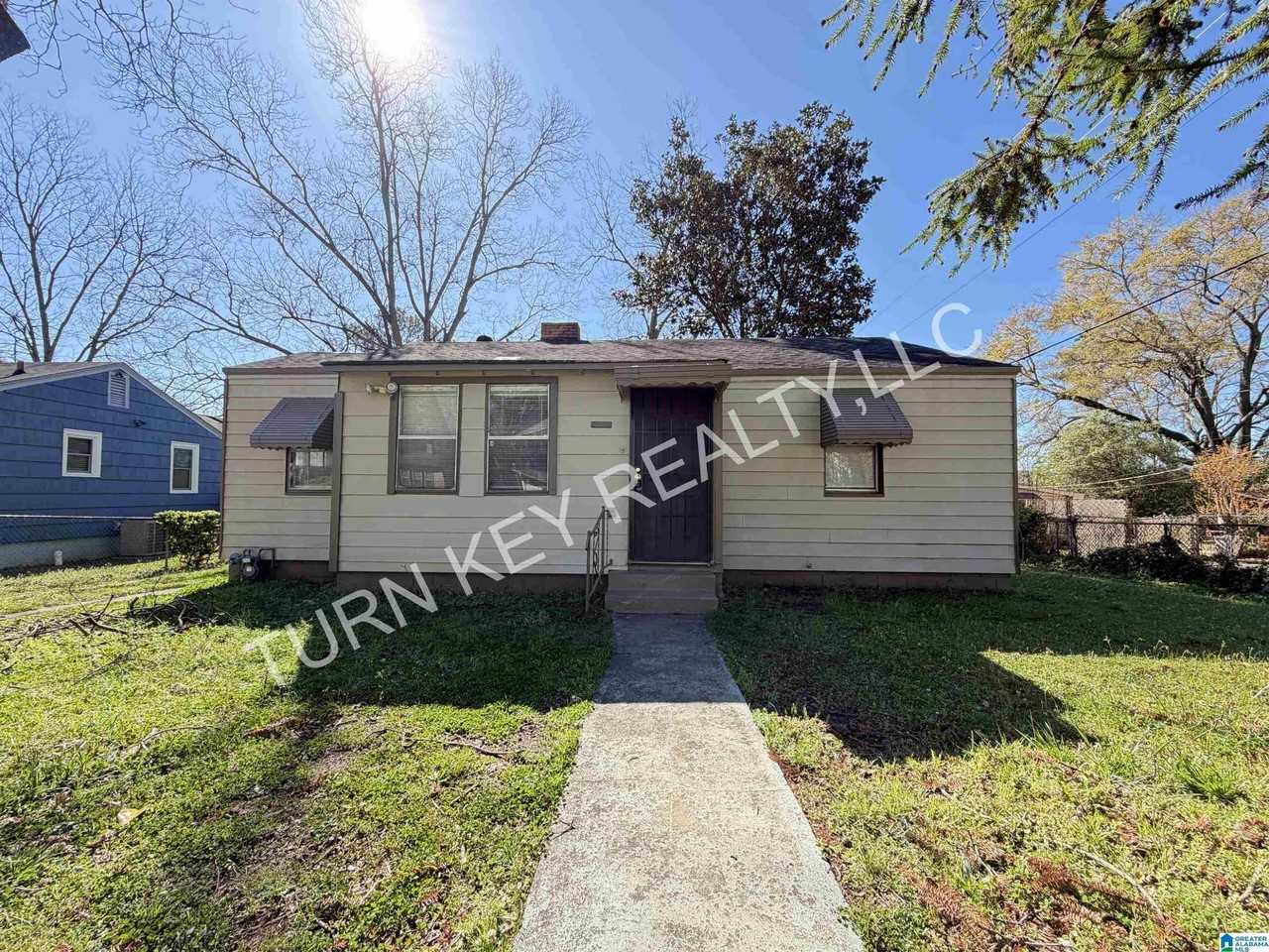 305 Mcpherson Ave