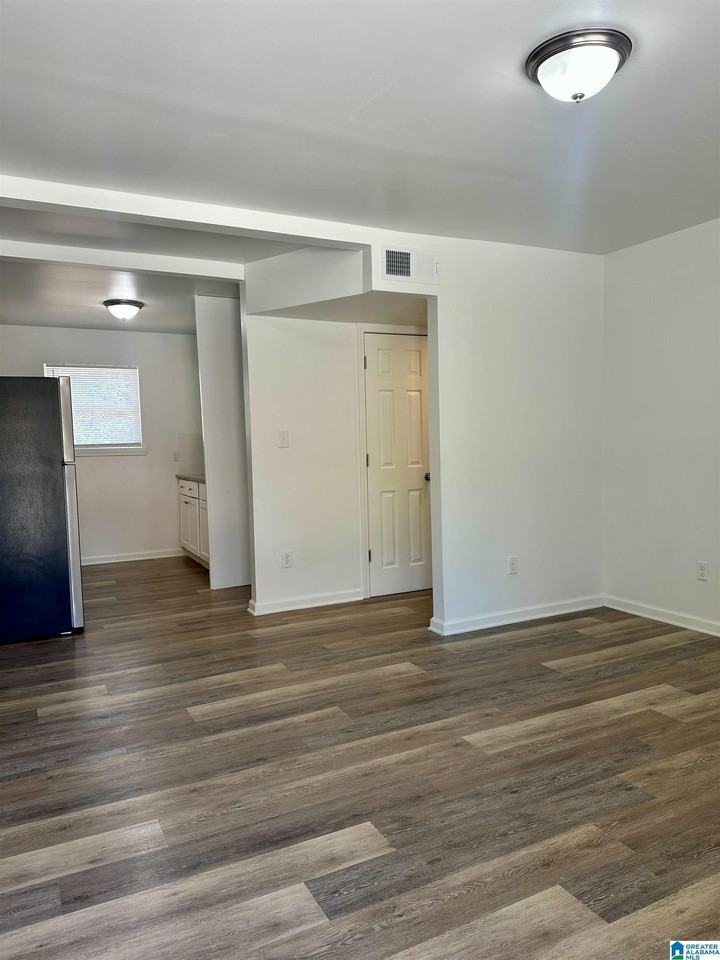 1911 19th Ct N #3 - Photo 6 of 25