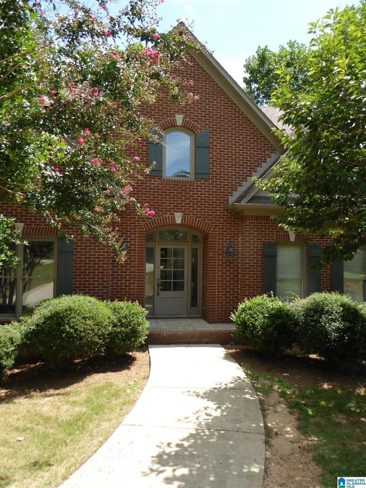 1040 Cole Cir - Photo 4 of 40