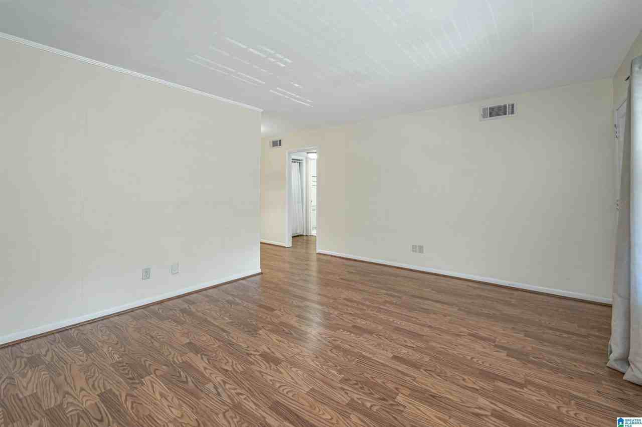 2727 Highland Ave S #204 - Photo 4 of 22