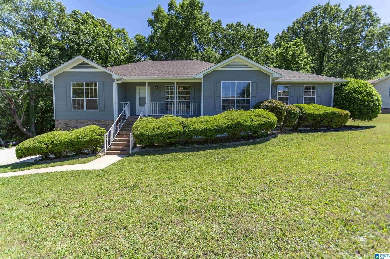 713 Jason Cir - Photo 3 of 41