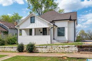 featured image of 4244 2nd Ave S