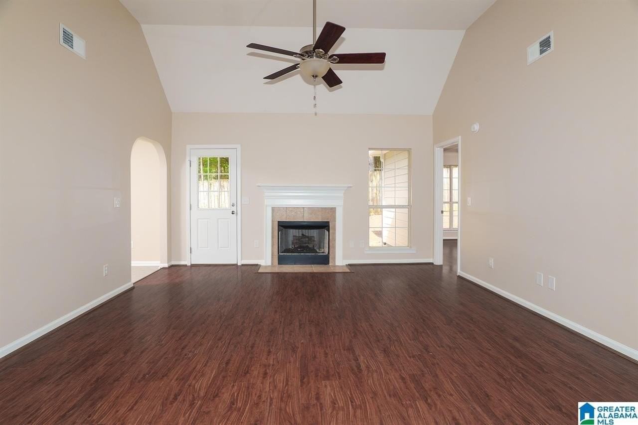 512 Camden Cove Cir - Photo 2 of 12