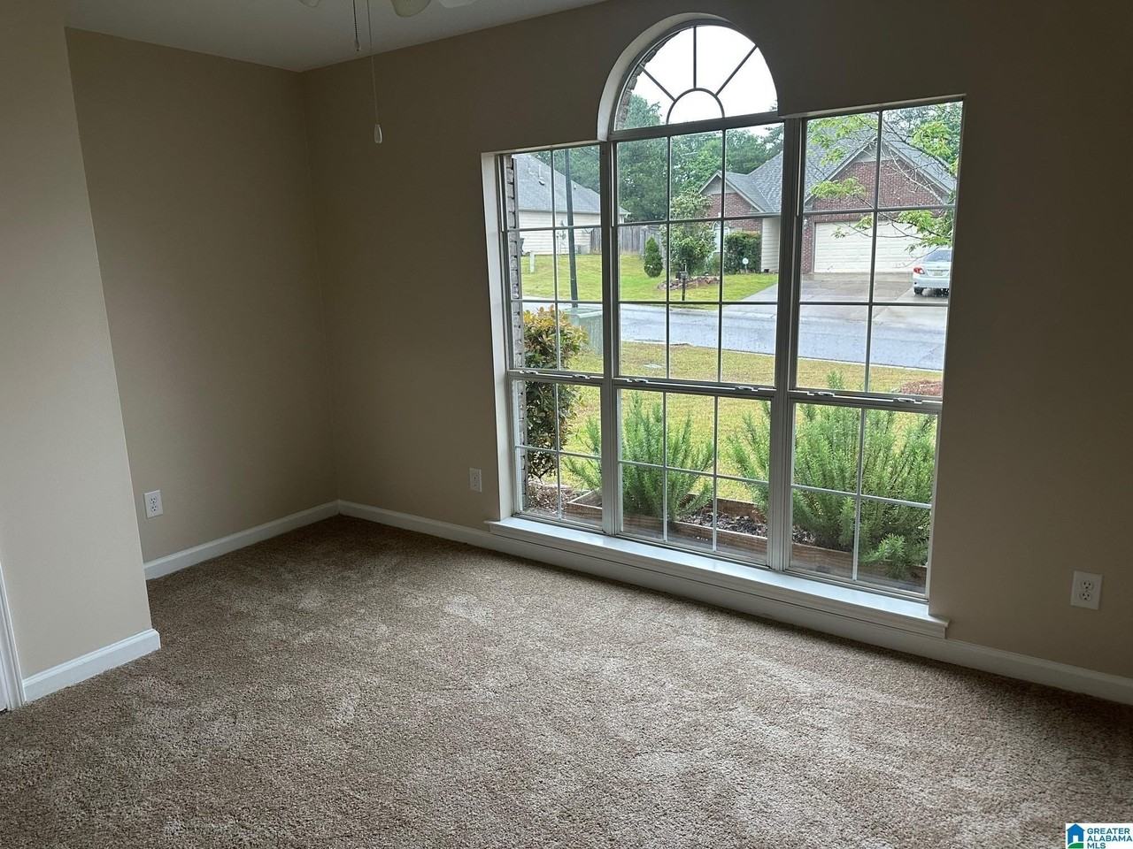 512 Camden Cove Cir - Photo 6 of 12