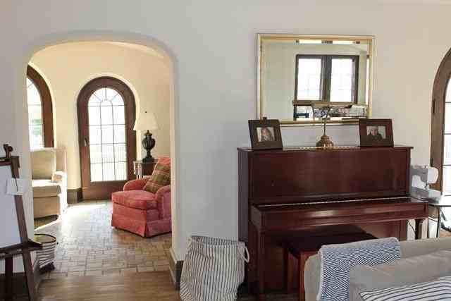 2520 E Marion St - Photo 3 of 25