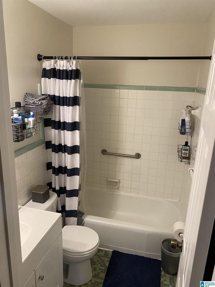 3959 Montclair Rd #3959 - Photo 7 of 8