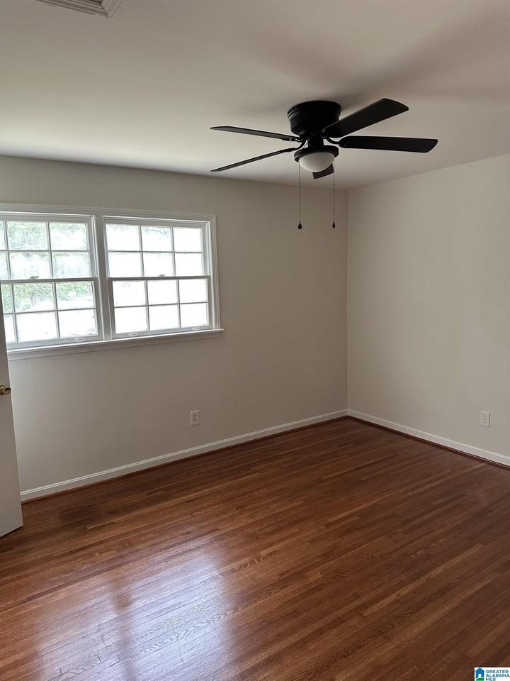 1073 Sherbrooke Cir - Photo 7 of 13