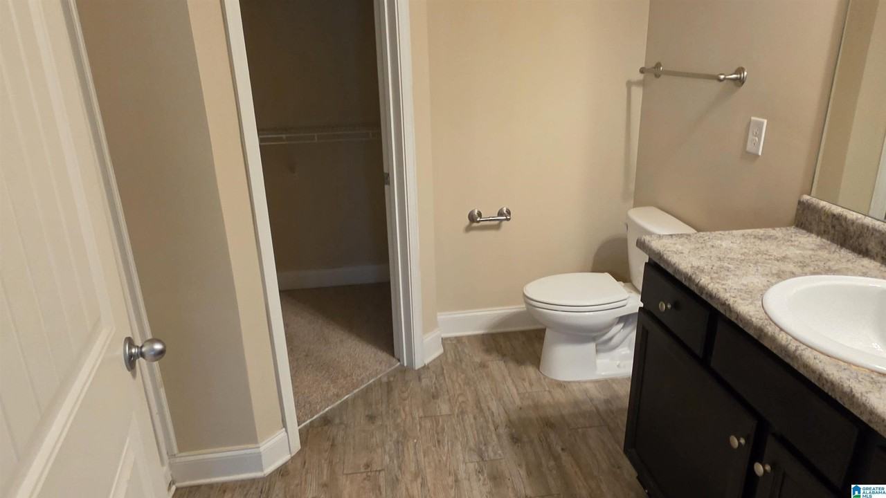 241 Crisfield Cir - Photo 7 of 12