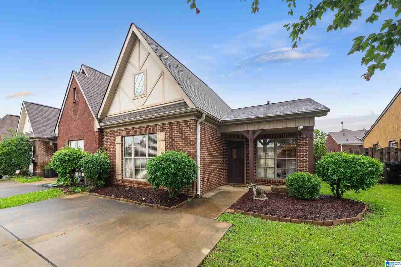 6062 Townley Ct - Photo 2 of 25
