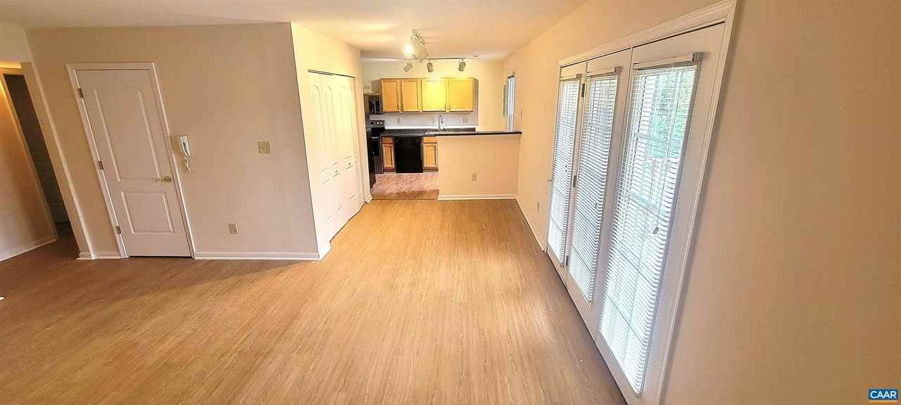 1356 Villa Way #E - Photo 7 of 27