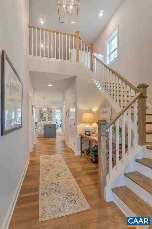 2132 Northside Dr - Photo 2 of 21