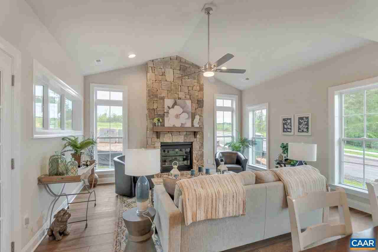 2132 Northside Dr - Photo 7 of 21