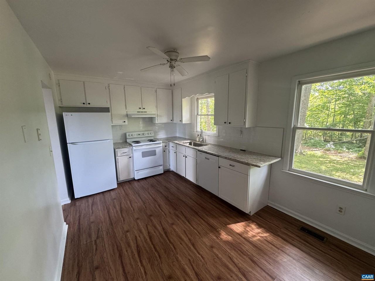 86 Saddle Creek Ln - Photo 2 of 13