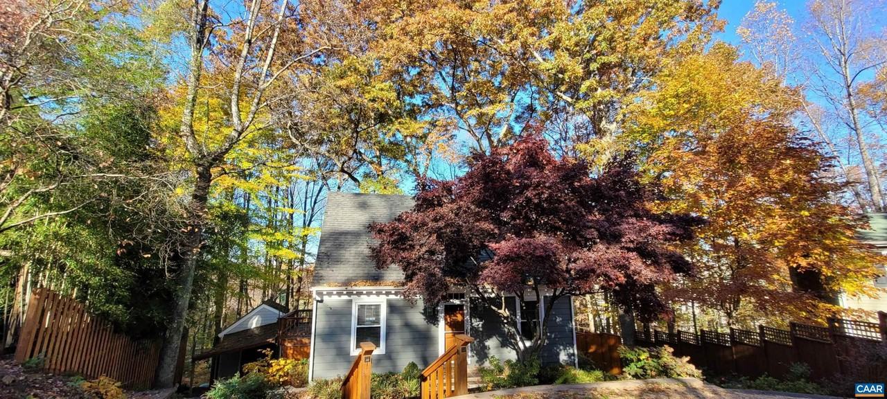 102 Slate Pl