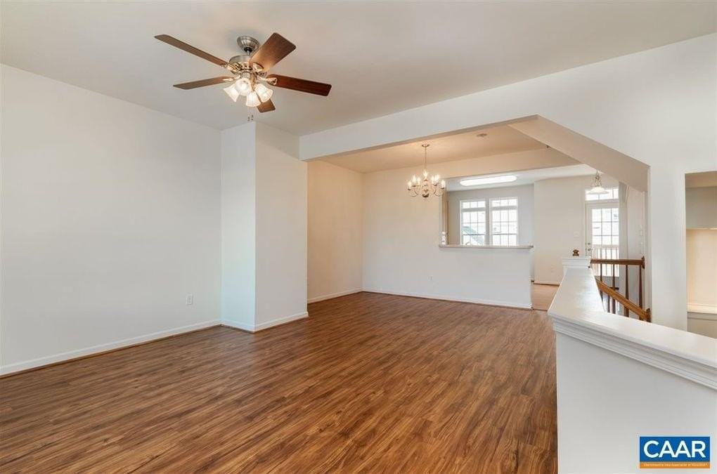 2138 Lockwood Dr - Photo 3 of 32