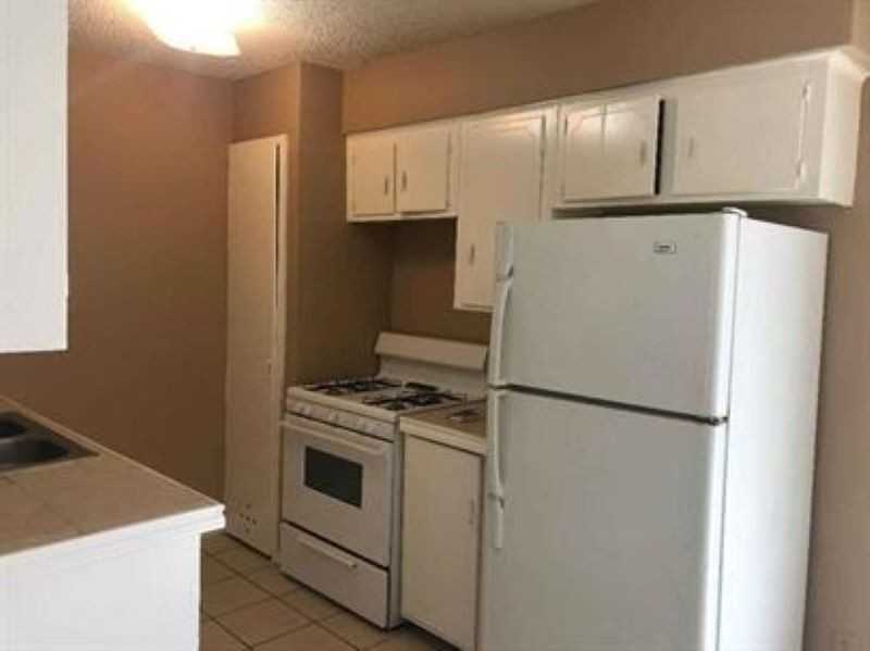 1004 Park - Photo 2 of 45