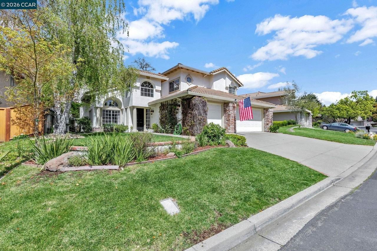 668 Sun Tree Ct - Photo 3 of 50