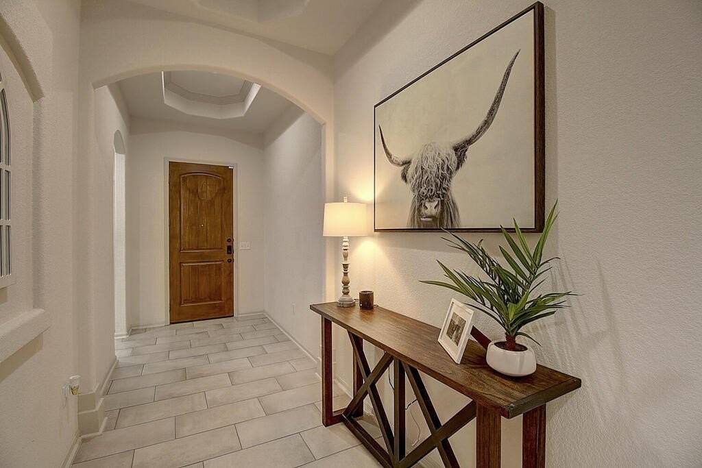 8034 Barlovento St - Photo 2 of 40