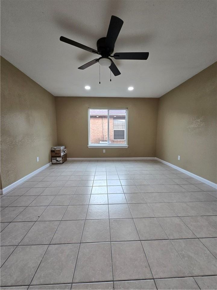 3609 La Paz Dr - Photo 3 of 8