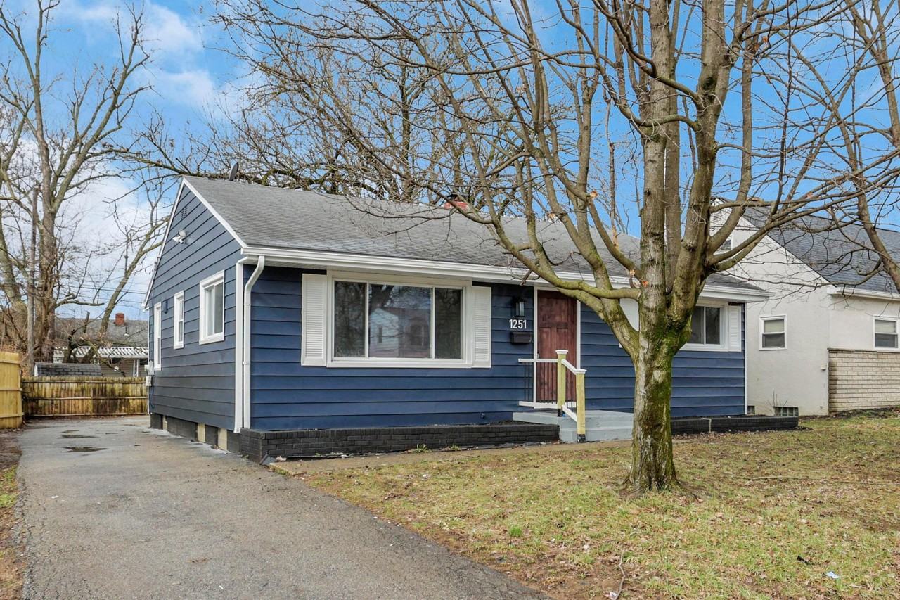 1251 Dellwood Ave - Photo 2 of 29