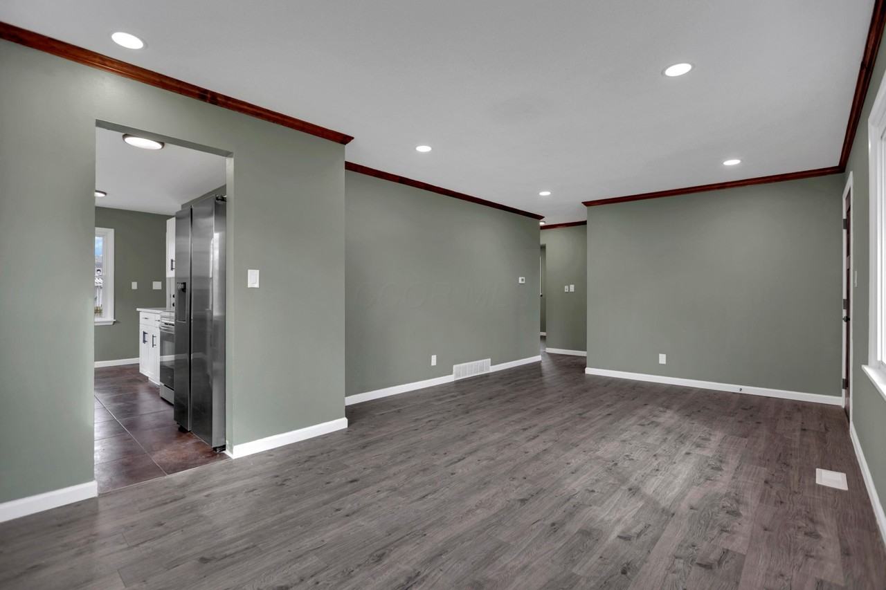 1251 Dellwood Ave - Photo 6 of 29
