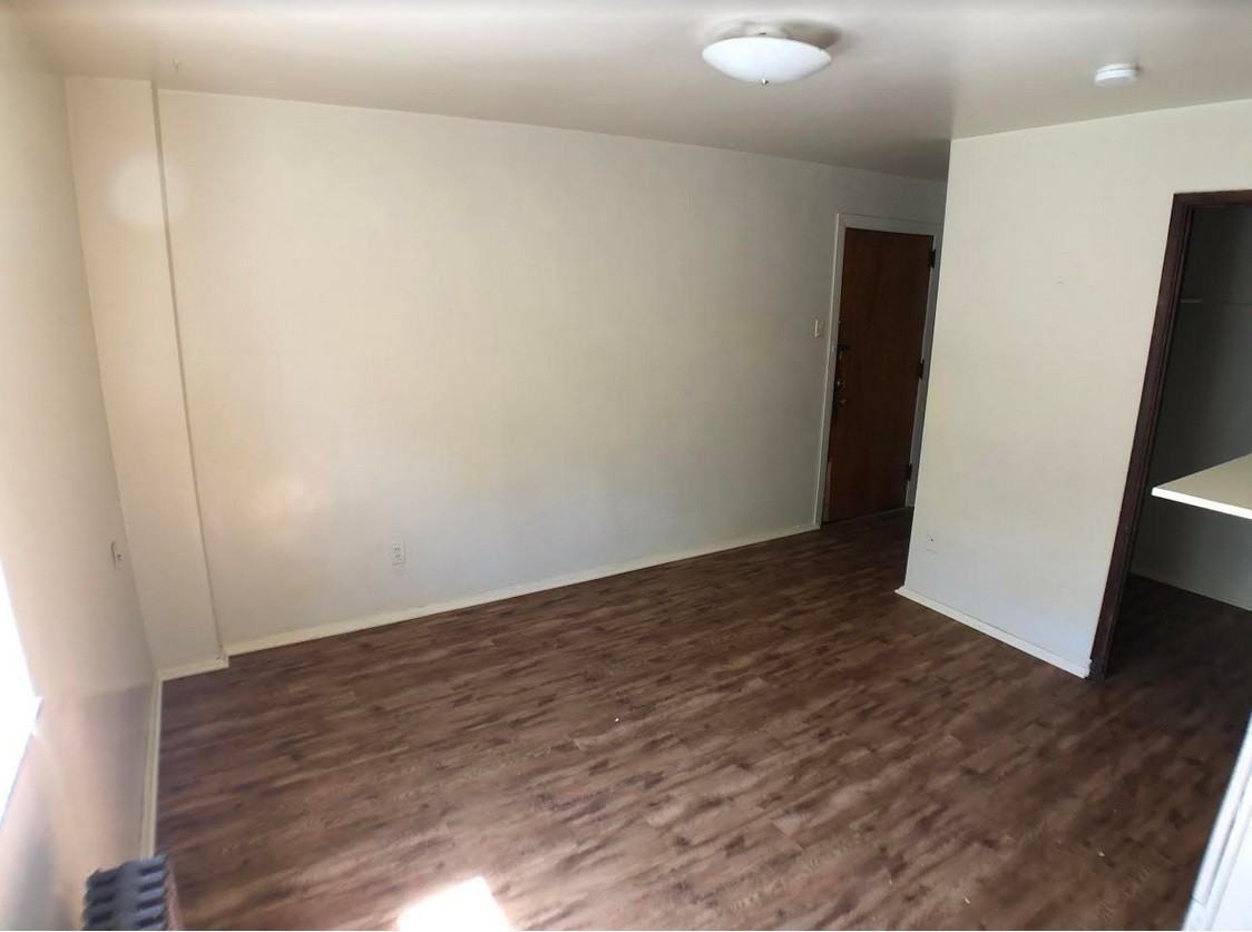 115 Mount Lebanon Boulevard - Photo 2 of 5