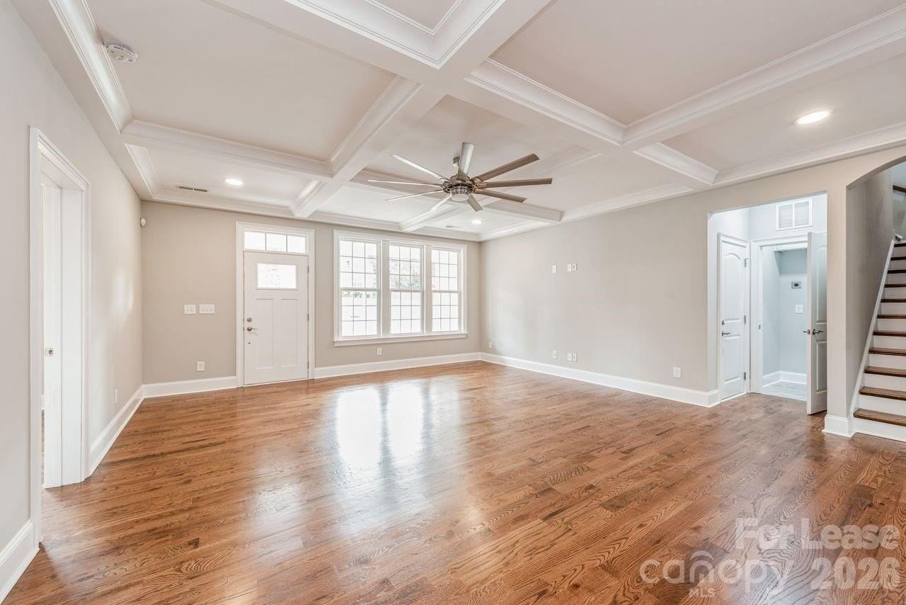 6513 Rockwell Blvd - Photo 6 of 35