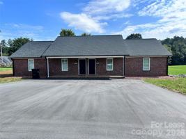 featured image of 4008 Eugene Dr