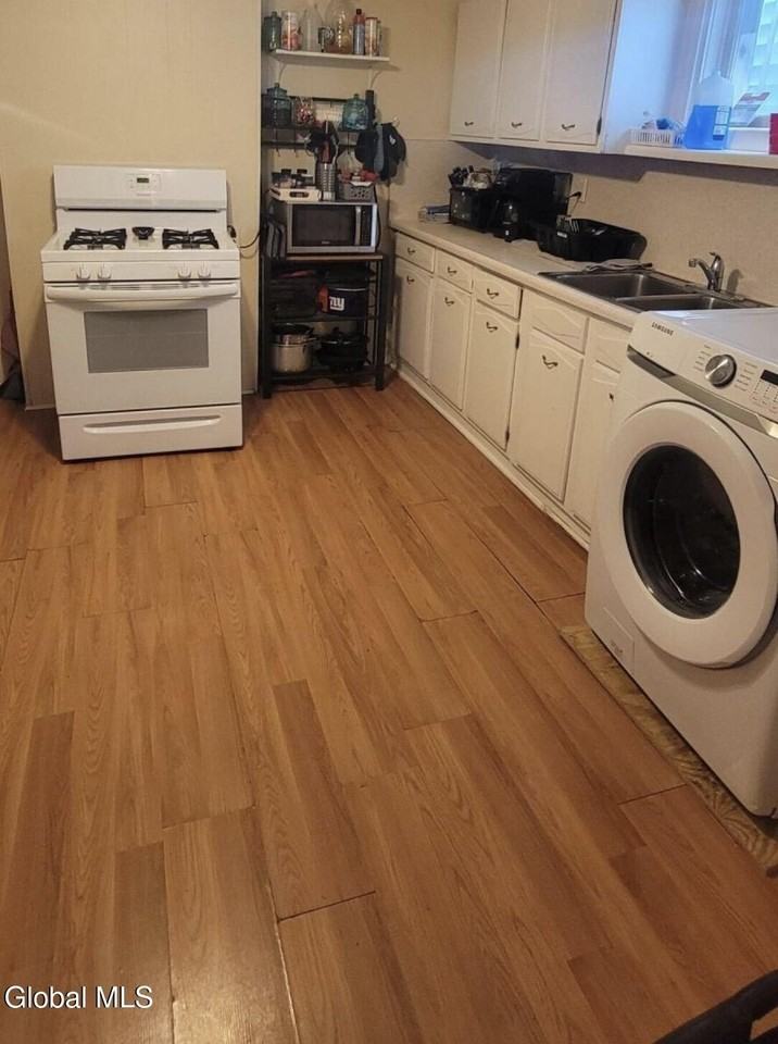 53 Park Ave #1 - Photo 2 of 5