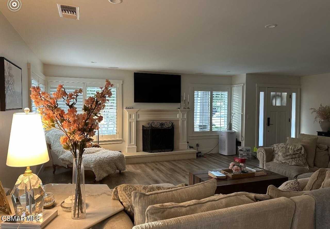 32 Dobkin Pl - Photo 2 of 7