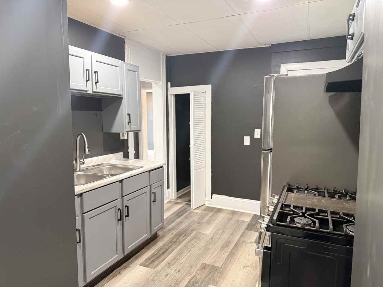 7450 South Maryland Avenue/824 E 75th St - Photo 3 of 42