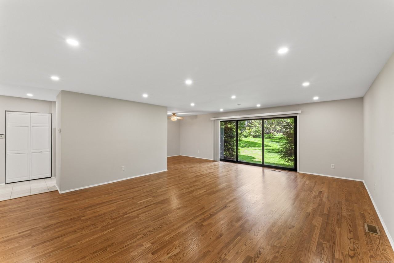 245 Hamilton Ave #1 - Photo 3 of 28