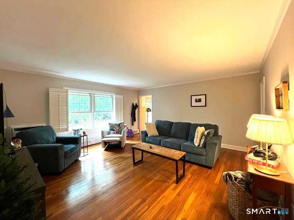 192 Park St #4 - Photo 3 of 10