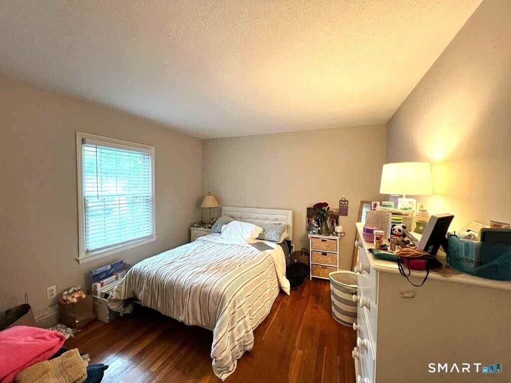 192 Park St #4 - Photo 7 of 10