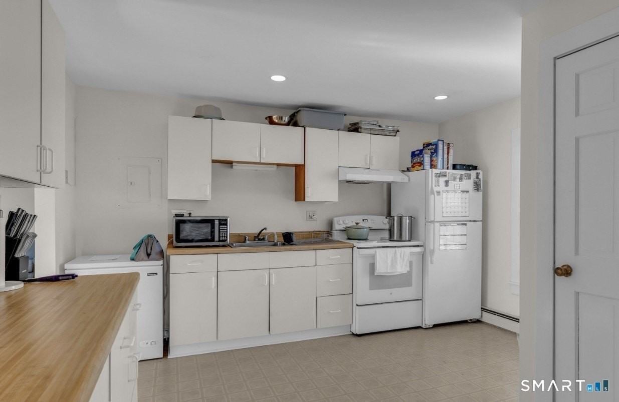 53 Montowese St #2 - Photo 4 of 9