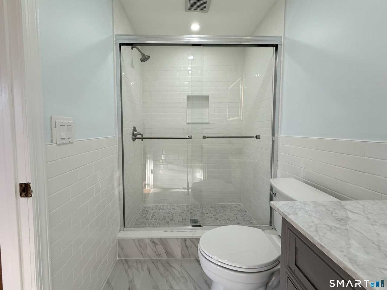 228 Jennings Rd - Photo 6 of 20