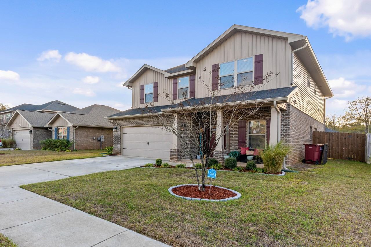 224 Baycliff Dr - Photo 4 of 50