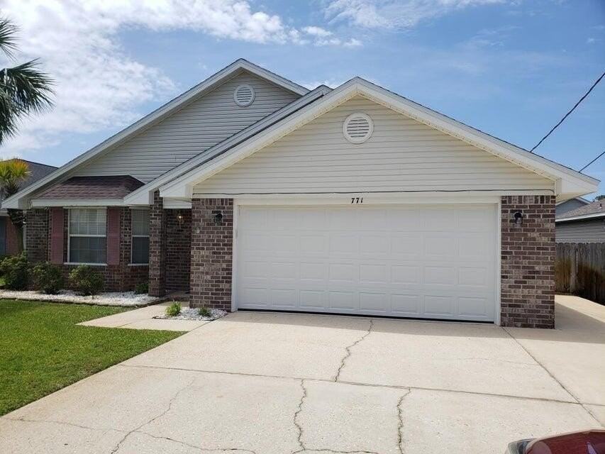 771 Pearl Sand Dr