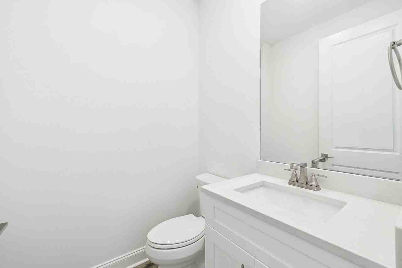 75 Conifer Ct - Photo 5 of 50