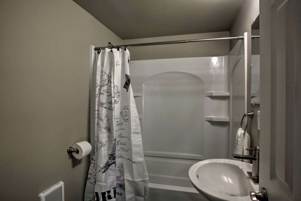 WJ - 10625 East Trent Avenue - Photo 3 of 7