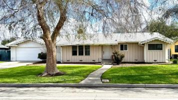 featured image of 2335 N Douty St