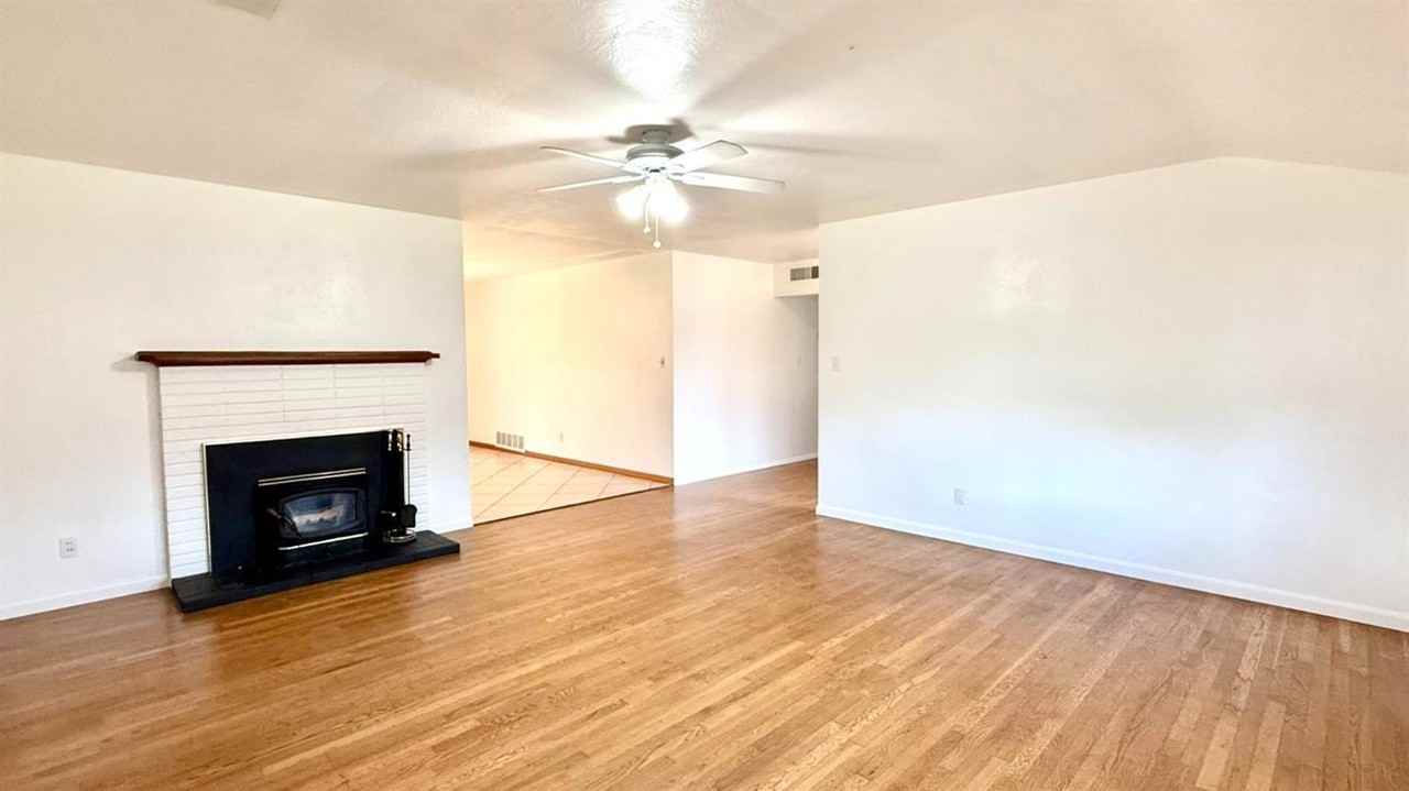 2335 N Douty St - Photo 5 of 17