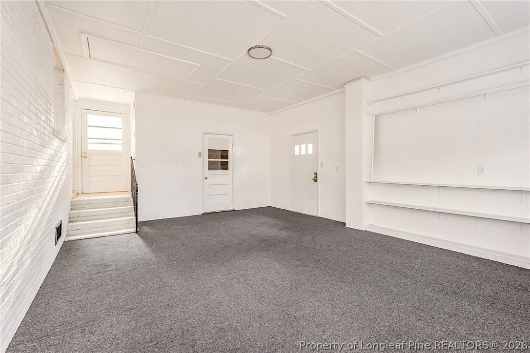 3523 Rosehill Rd - Photo 7 of 18