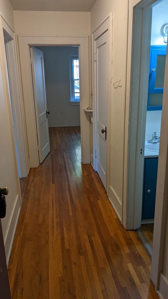 200 East Laurel Street - Photo 3 of 12