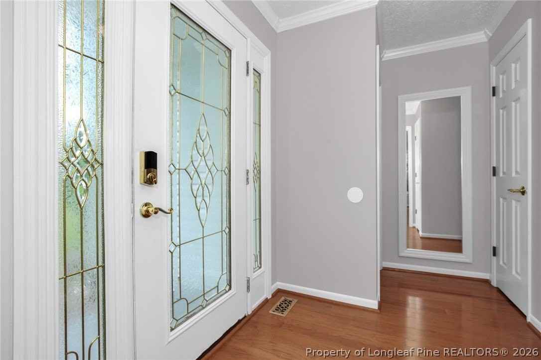853 Foxcroft Dr - Photo 6 of 38